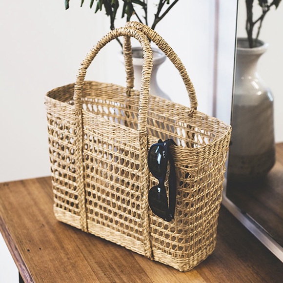Seagrass Tote Bag - Picture 3 of 10